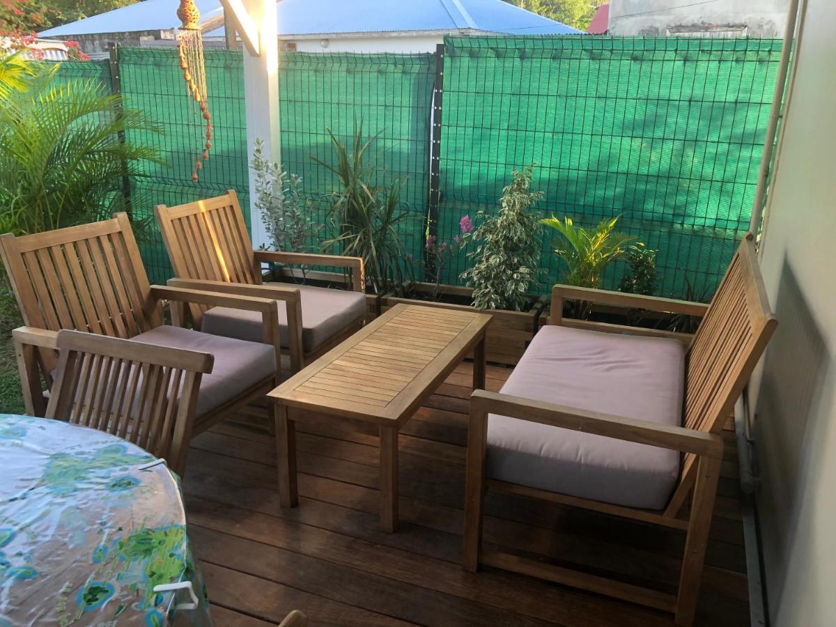 Habitation Baliache - Maison Creole Avec Jardin Privatif, Plage A 200M Deshaies Dış mekan fotoğraf