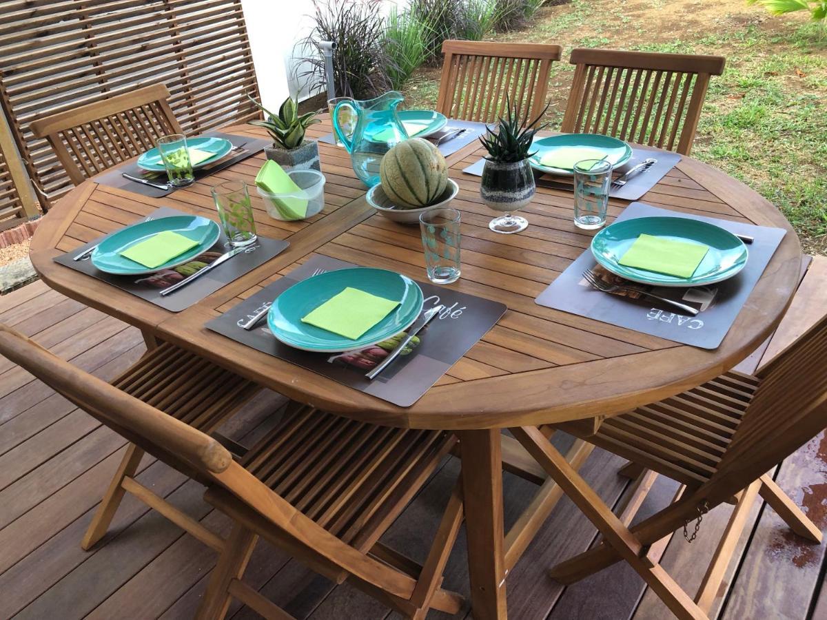 Habitation Baliache - Maison Creole Avec Jardin Privatif, Plage A 200M Deshaies Dış mekan fotoğraf